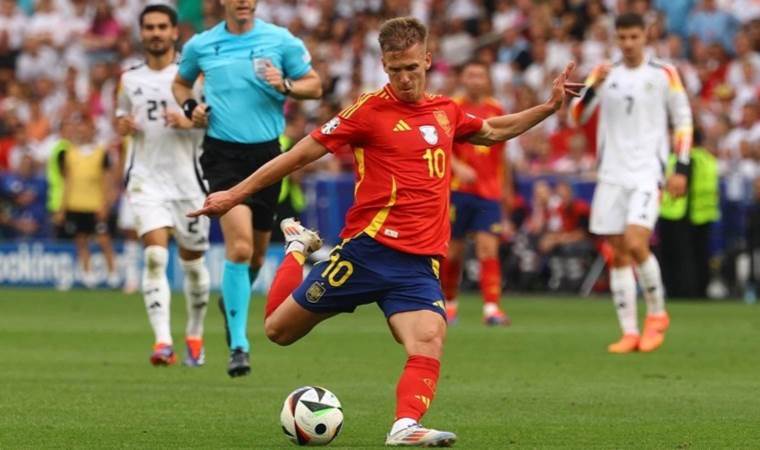 Barcelona sets sights on Dani Olmo
