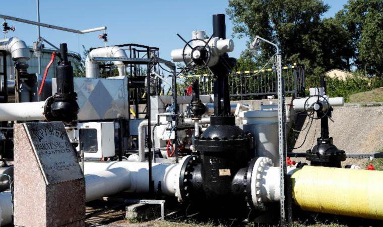 Slovak PM blasts Ukraine's Lukoil sanctions as oil flow stops