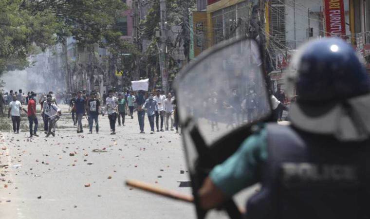 Bangladesh top court scraps job quotas causing protests