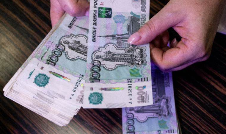 Russian rouble flat ahead of rate decision this week