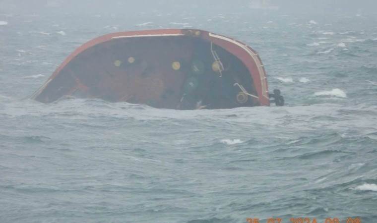 A tanker carrying millions of liters of fuel sank in the Philippines