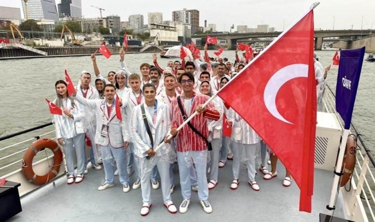 The Olympics begin in Paris with river parade and concerts amid rain