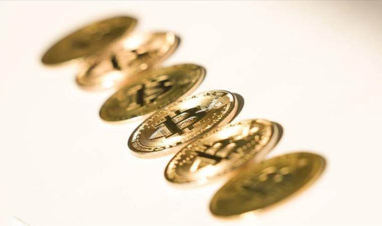 US senator to introduce bill for 1-million-unit Bitcoin purchase program