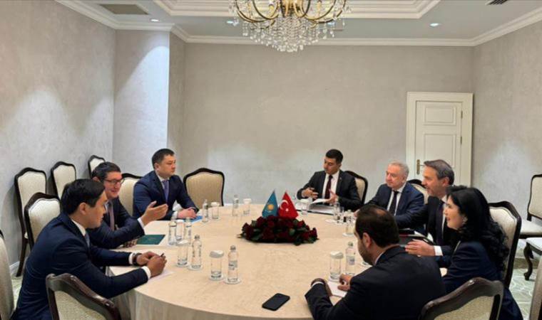 Bayraktar discussed possible cooperation with Kazakh ministers
