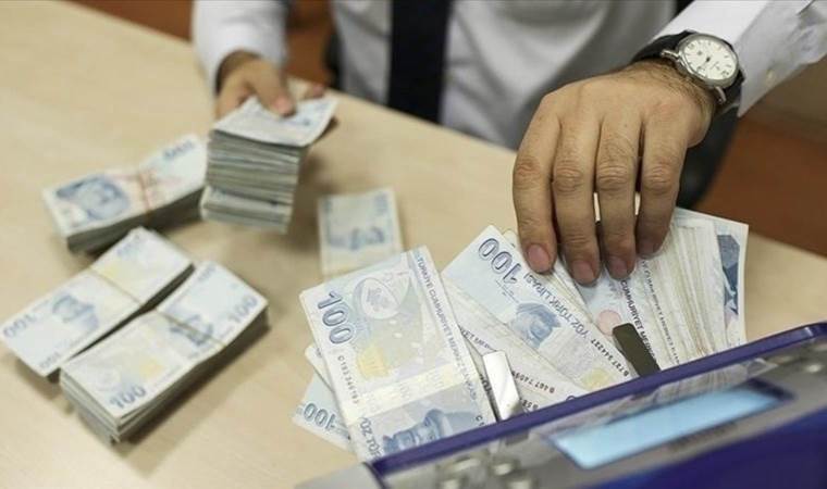 Dollar and Euro start the day with gains