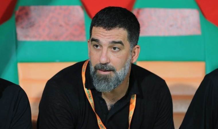 Arda Turan sees red in his first Süper Lig match!