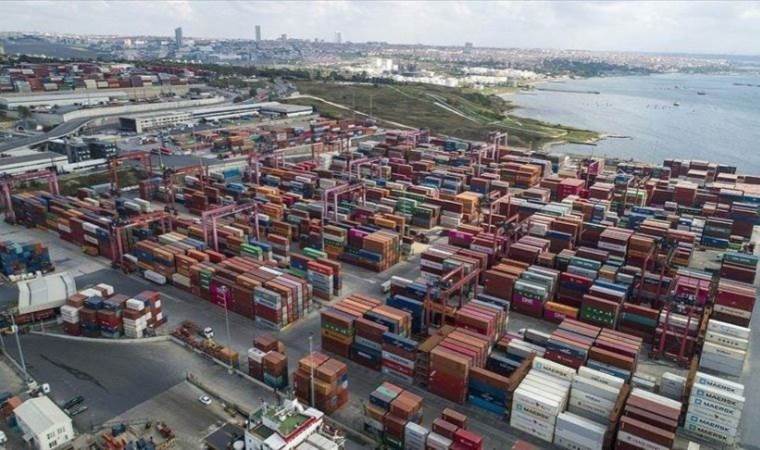 Turkiye's retail sales back to growth in June
