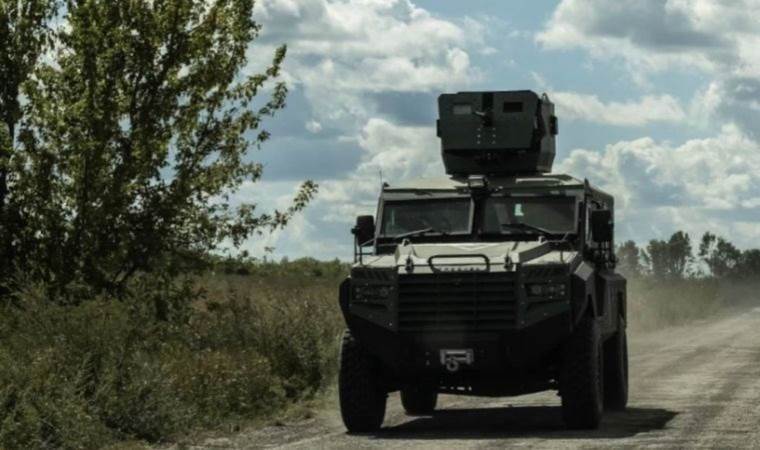 Russia strikes Ukrainian forces back in Kursk