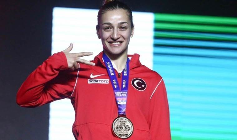Buse Naz Çakıroğlu advances to semifinals at Paris 2024!