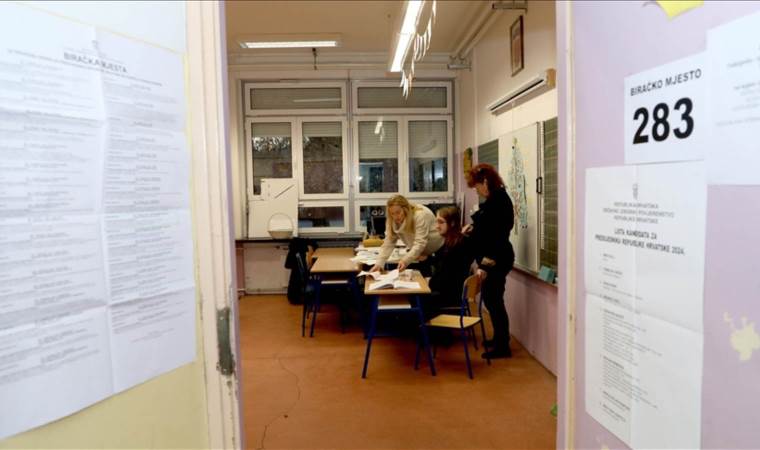 Croatia heads to polls in runoff presidential election
