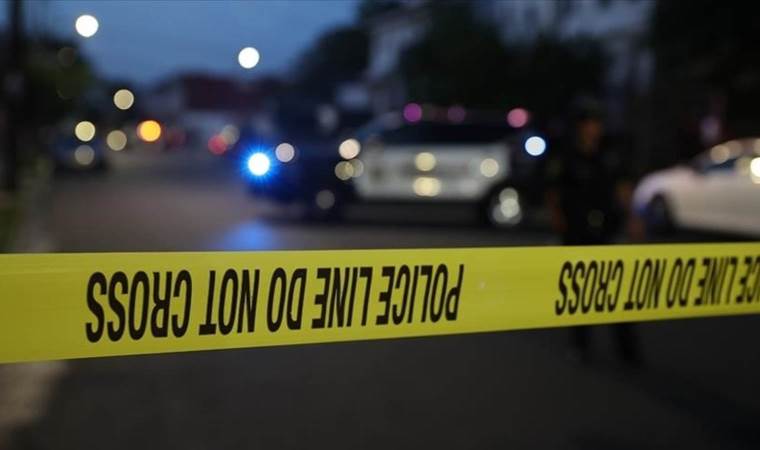 10 wounded in mass shooting outside nightclub in New York City