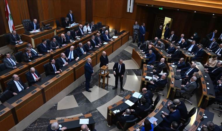 Lebanese parliament elects army chief Joseph Aoun new president