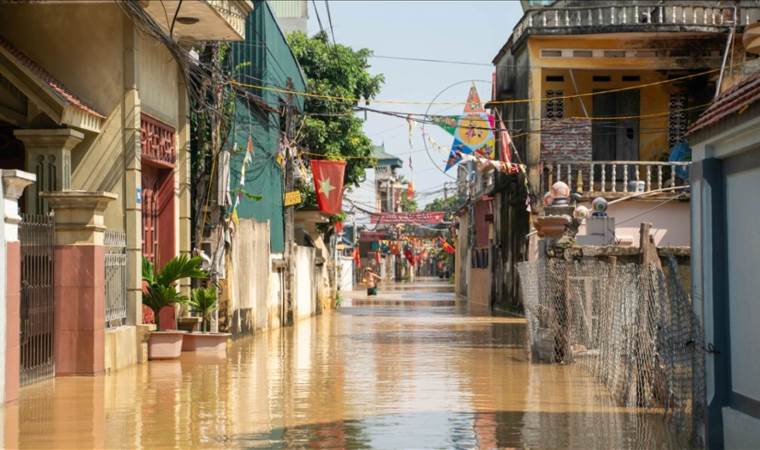 Australia announces $1.95M in humanitarian assistance for Vietnam after destruction from typhoons