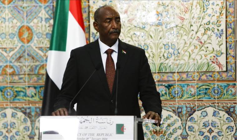 Sudanese army chief says military withdrew from El-Fashe Sudanese army chief says military withdrew from El-Fashe