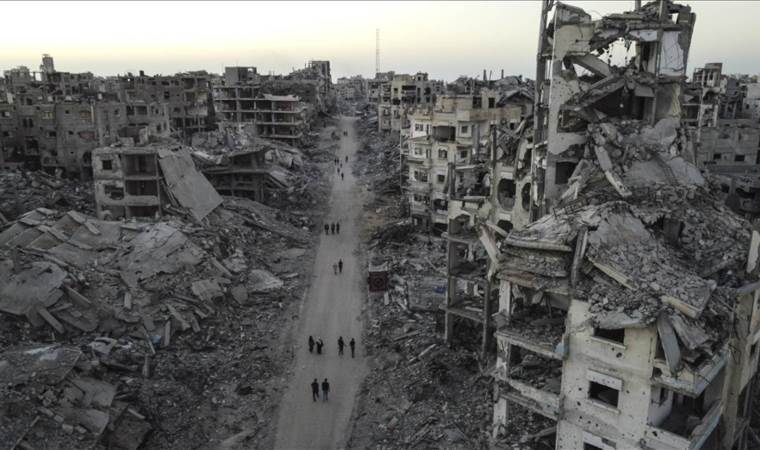 Israeli army claims return to ceasefire after killing ov