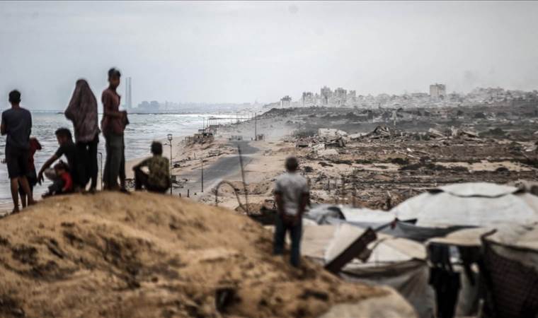 Uncertainty reigns over Gaza ceasefire as Netanyahu's office says deal to start after government approval