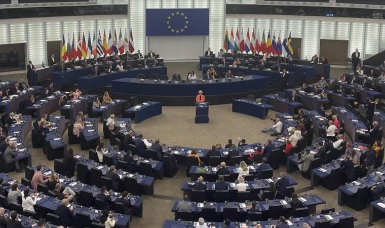 EU Commission chief survives twin no-confidence votes in European Parliament