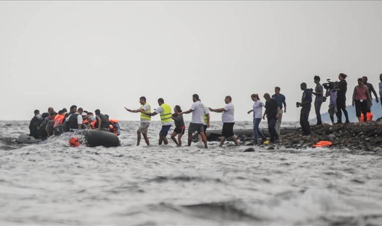 13 dead, 13 rescued after ship carrying Rohingya migrants capsizes off Malaysia-Thailand coast