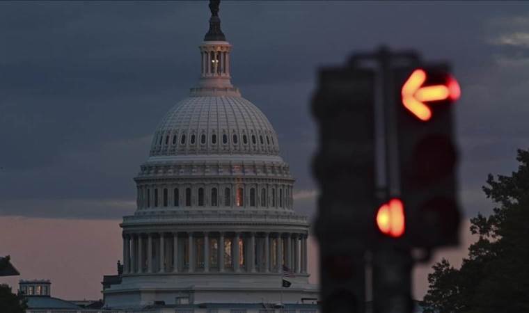 US Senate passes bill to end government shutdown
