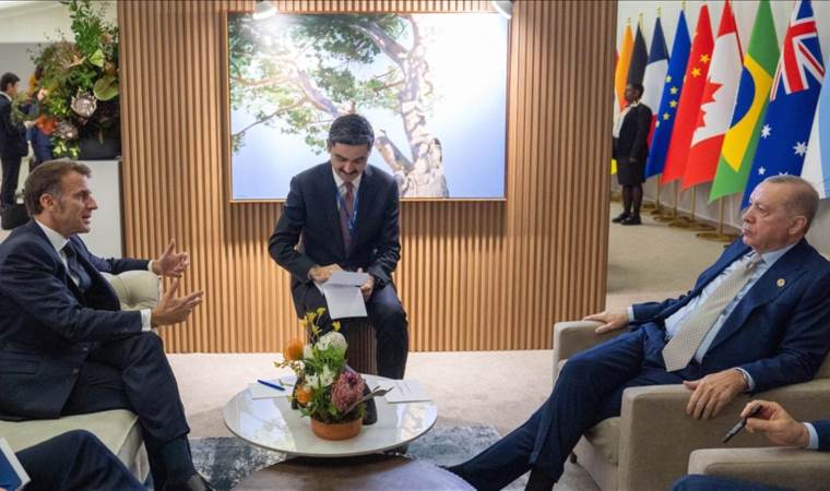 All diplomatic tools should be used to end Russia-Ukrain All diplomatic tools should be used to end Russia-Ukrain