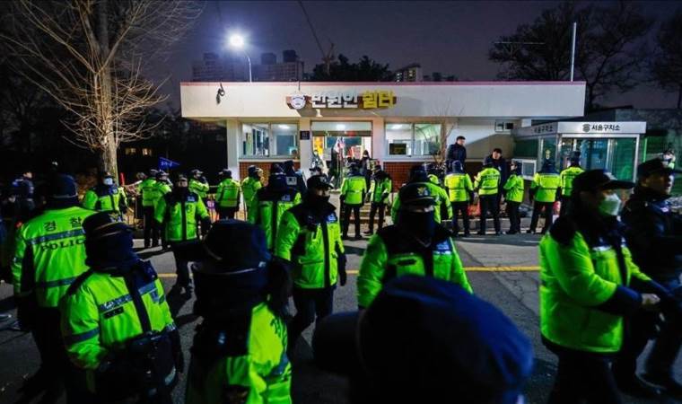 South Korea’s acting police chief apologizes over police