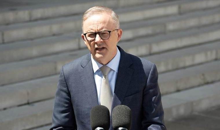 Australian premier hints at 'tougher gun laws' after dea Australian premier hints at 'tougher gun laws' after dea