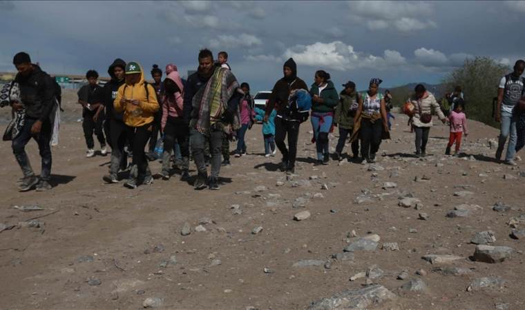 US revokes visas and imposes restrictions on Mexicans fo