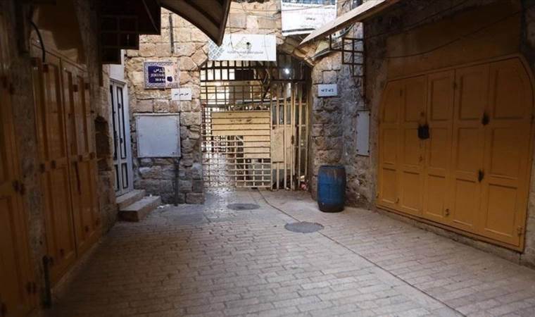 Israel blocks full access to Ibrahimi Mosque for Muslims during Eid al-Fitr