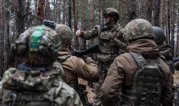 Germany’s Baerbock announces $12B military aid package for Ukraine during Kyiv visit