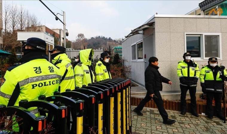 South Korean police raid presidential office over martial law probe
