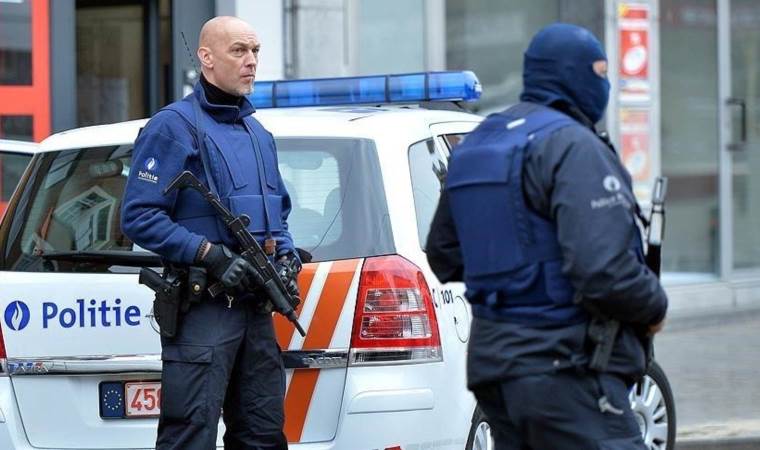 Overnight shooting in Brussels leaves 2 injured, with 1 in critical condition