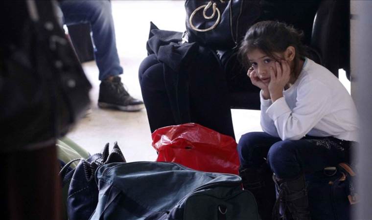 Germany offers Syrians up to $4,555 to return home