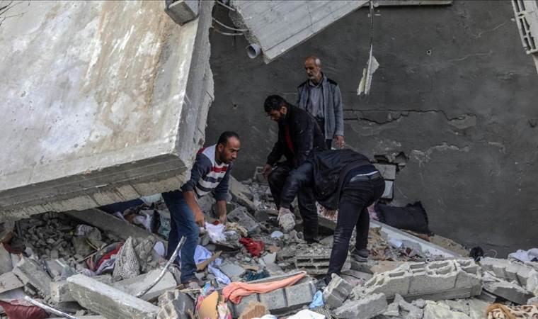 Israeli army kills 26 more Gazans as death toll nears 50,700