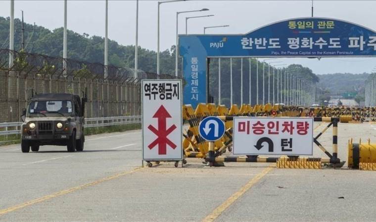 South Korea says ‘warning shots’ fired after North Korean soldiers crossed border