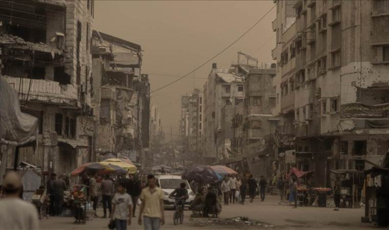 Severe dust storm sweeps 9 Arab states, worsening Gaza’s plight