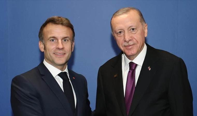 Turkish, French presidents discuss Ukraine war, bilateral ties in phone call