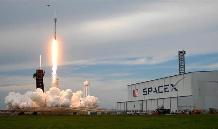 SpaceX’s Starship rocket breaks up during 9th test flight