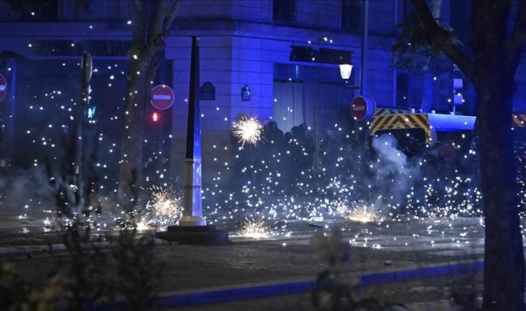 2 dead, over 500 arrested in France during PSG win celebrations