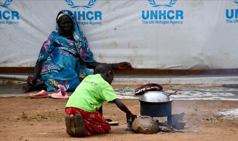 Global displacement hits record 122M amid rising conflicts: UN refugee agency