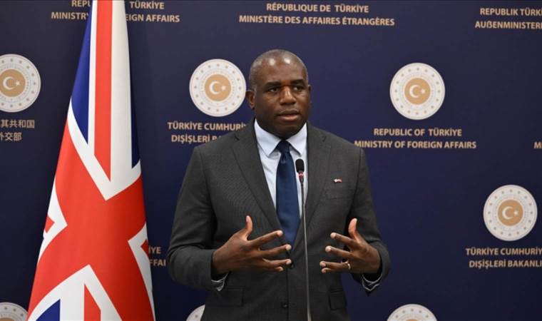 UK foreign secretary praises Türkiye's efforts to broker peace in Russia-Ukraine conflict