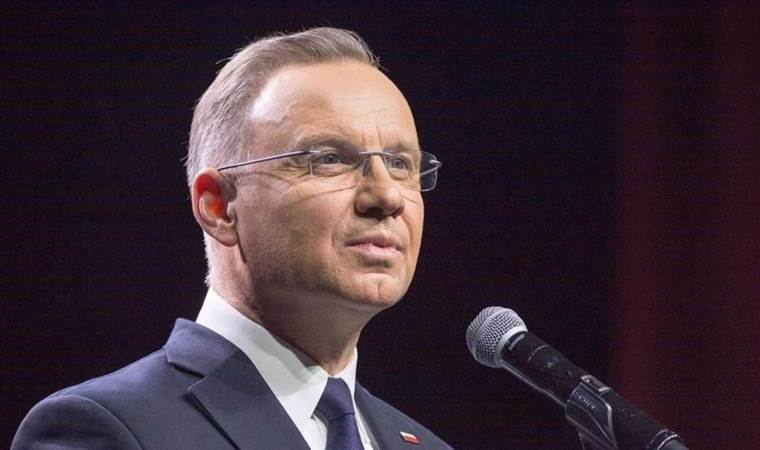 Poland’s president calls on gov’t to stop entry of migrants from Germany