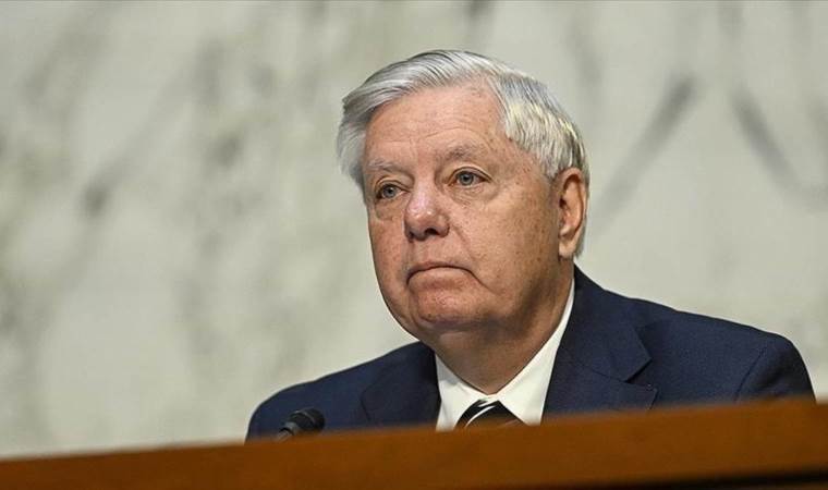 US senator urges Russia to 'get to the peace table'