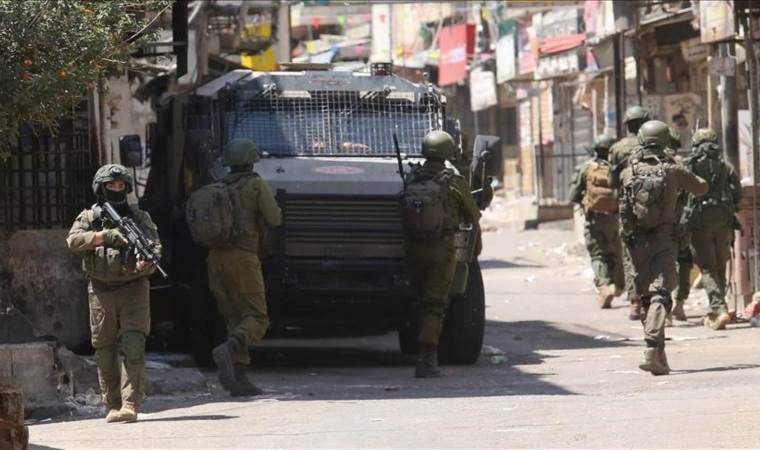 8 civilians killed, over 28 injured in Israeli army fire on aid-seekers in central Gaza Strip