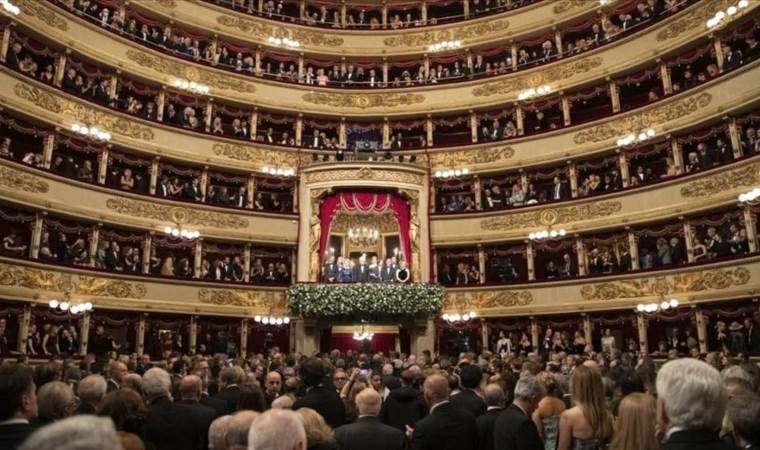 Royal Ballet and Opera members reject future performances in Israel, back Palestinian flag protest