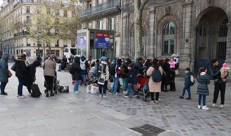 France below EU average on poverty but above on low-income households: Study