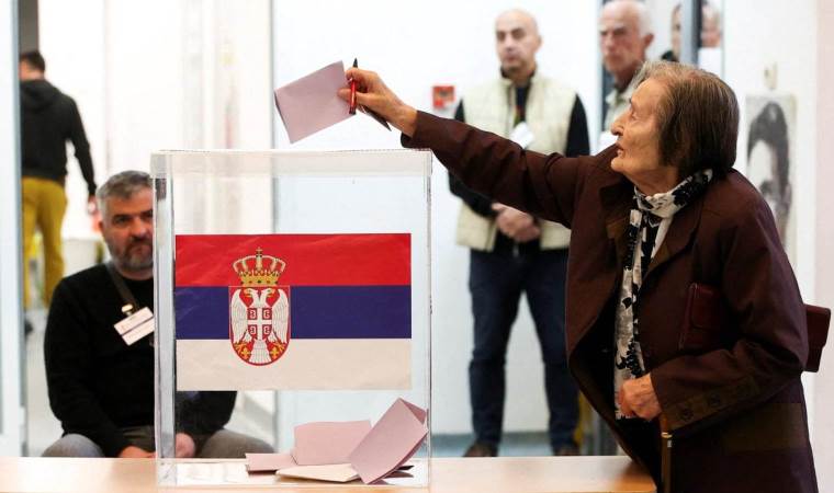 Serbia’s political leaders cast ballots in snap Serbia’s political leaders cast ballots in snap