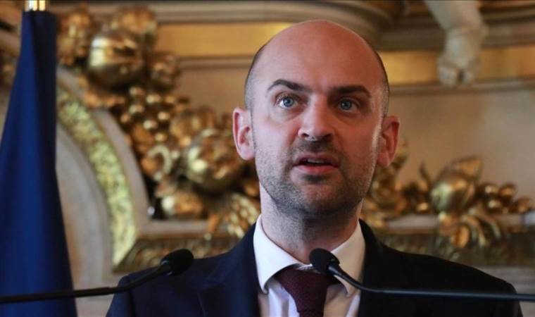 French foreign minister says sanctioned Russian tanker d French foreign minister says sanctioned Russian tanker d