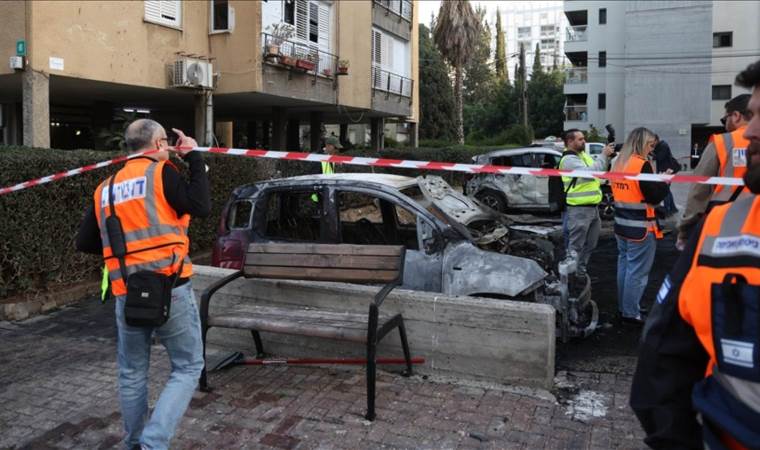 Smoke rises over Tel Aviv after Iranian missile strikes