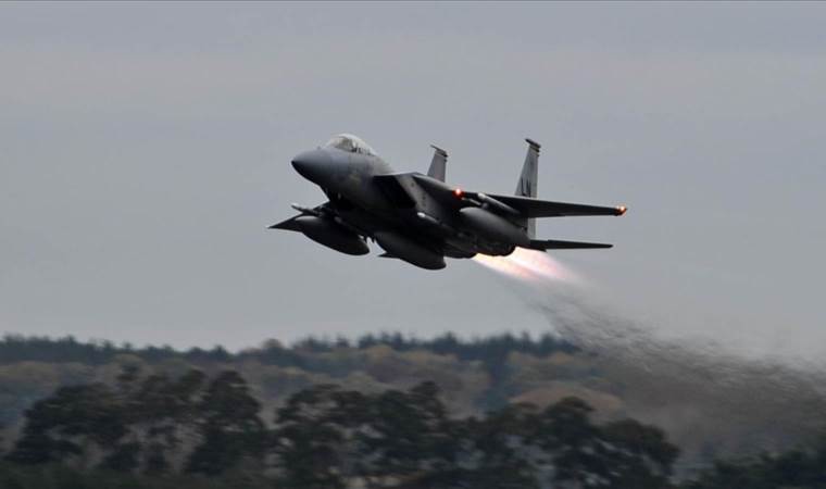 2nd US Air Force combat plane crashes in Persian Gulf re 2nd US Air Force combat plane crashes in Persian Gulf re