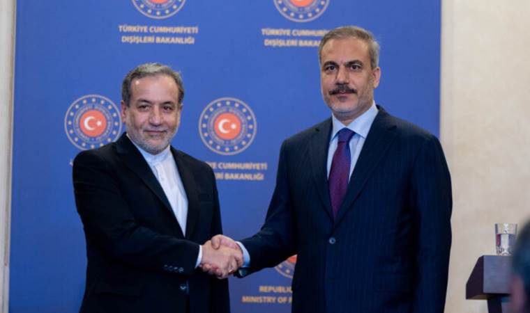 Turkish, Iranian foreign ministers hold phone call